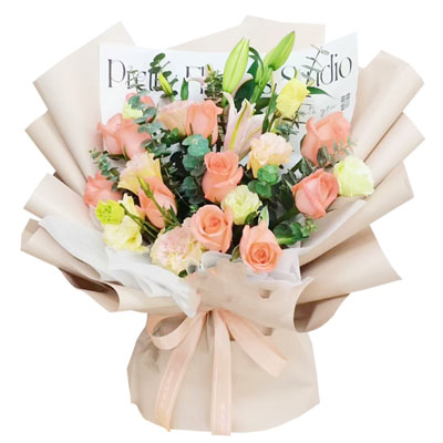 恩施11朵粉玫瑰百合，温暖与甜蜜